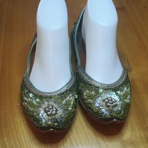 Embroidered Green Women's Flats India Size 7 Sequins